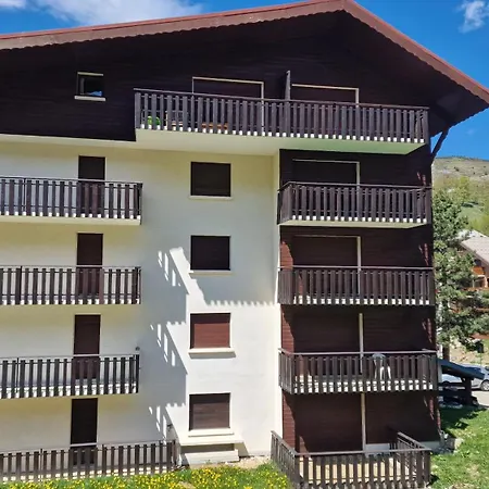 Les Brimbelles 27 Au Pied Du Telemix De Belle Etoile *